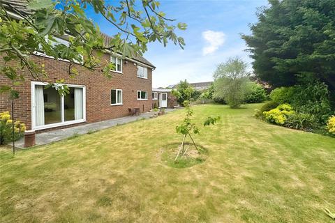 24 Bramley Avenue, Faversham, ME13 8NL