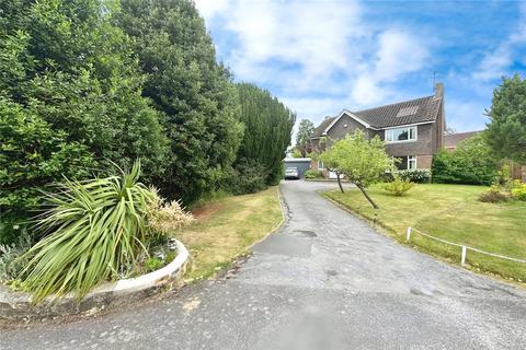 24 Bramley Avenue, Faversham, ME13 8NL
