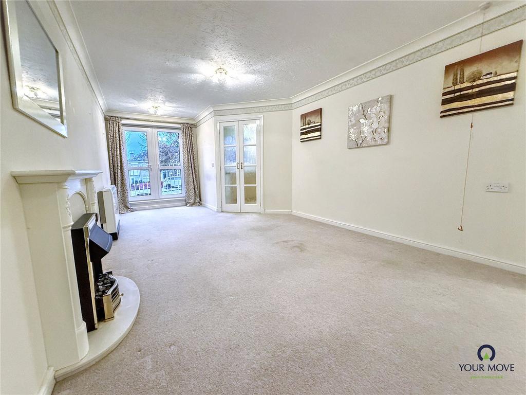Living/Dining Room