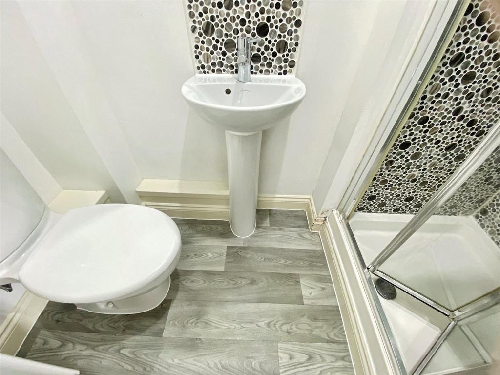 Ensuite Shower Room