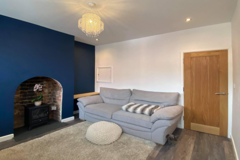 3 bedroom terraced house to rent, Spring Lane, Worcester WR5