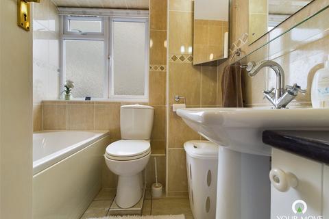 1 bedroom flat for sale, Northumberland Avenue, Kent CT9