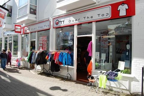Retail property (high street) to rent, 1-8 Museum Sq Keswick CA12 5DZ