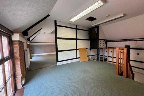 Office to rent, 7 Winchester St Botley SO30 2EB