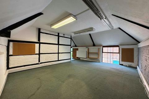 Office to rent, 7 Winchester St Botley SO30 2EB