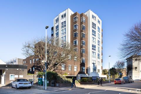 Office to rent, 3 Liverpool Gdns Worthing BN11 1TF