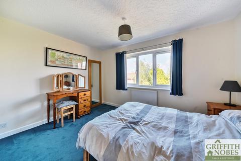 5 Coach Close, Berkeley, GL13 9EJ