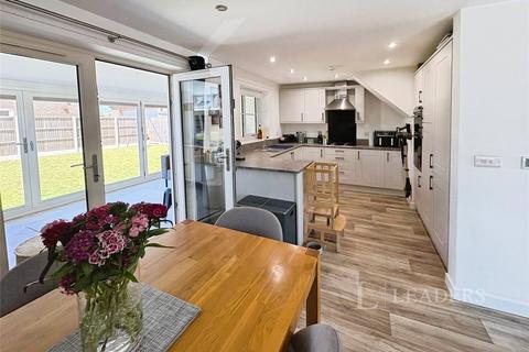 8 Cavell Way, Fleet, Spalding, PE12 8PN