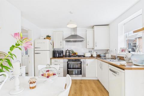undefined, Palmdale Gardens, Great Sankey, WA5