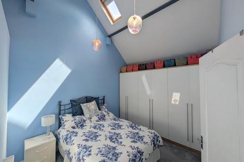 3 West View, Feltham, TW14 8PP