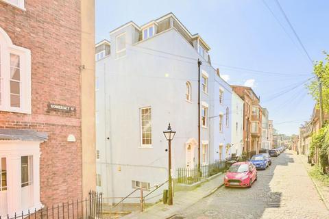 2 bedroom flat for sale, Somerset Street, Kingsdown