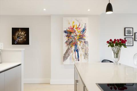 2 bedroom flat for sale, Richmond Brewery Stores, Richmond, TW10