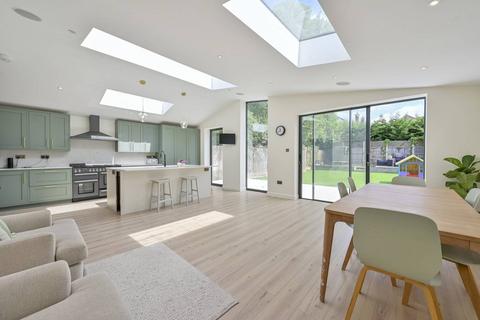 4 bedroom detached house to rent, Pepys Road, Raynes Park, London, SW20