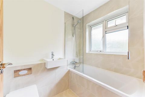 1 bedroom ground floor flat for sale, Beresford Road, North Chingford