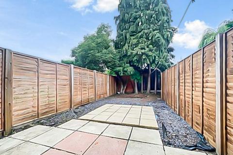 2 bedroom terraced house for sale, Crescentdale, Gloucester GL2