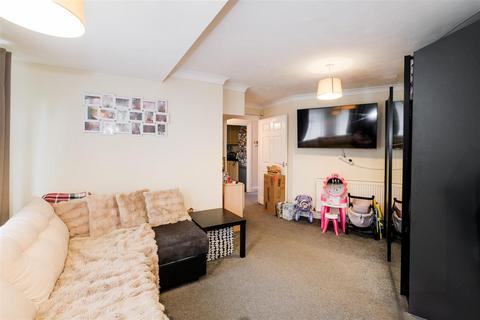 1 bedroom ground floor flat for sale, Cart Lane, North Chingford