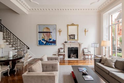 3 bedroom flat to rent, Cadogan Square, London, SW1X