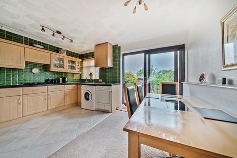 30 Iverhurst Close, Bexleyheath, DA6 8HY