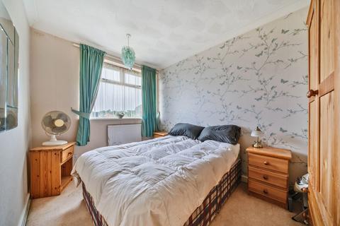 30 Iverhurst Close, Bexleyheath, DA6 8HY