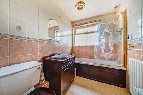 30 Iverhurst Close, Bexleyheath, DA6 8HY