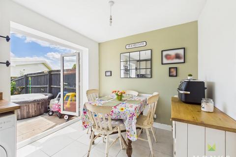 3 bedroom semi-detached house for sale, Coracle Close, Shrewsbury