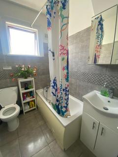 undefined, Westbury Avenue, Wood Green, N22