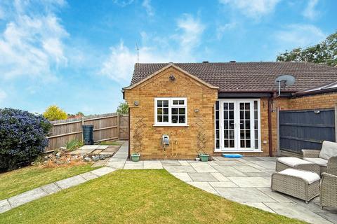 2 bedroom semi-detached bungalow for sale, Robert Hill Close, Hillmorton, CV21