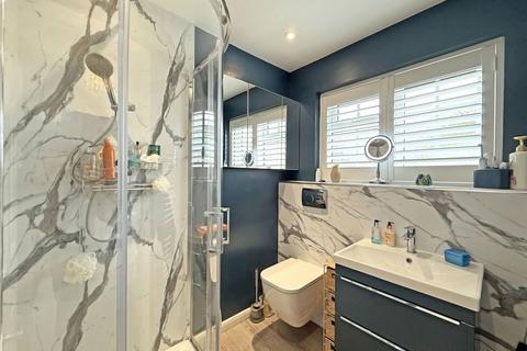 2 bedroom semi-detached bungalow for sale, Robert Hill Close, Hillmorton, CV21