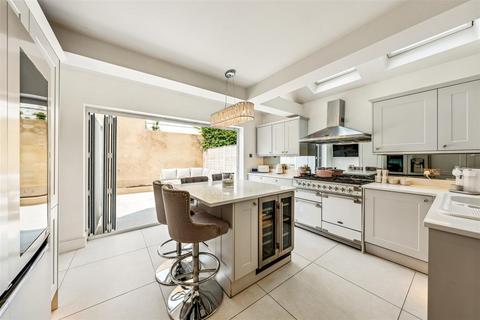 12 Geraldine Road, London, W4 3PA