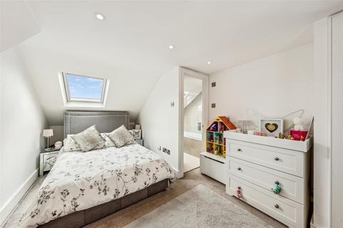 12 Geraldine Road, London, W4 3PA