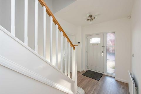 undefined, Peartree Drive, Wombourne, Wolverhampton