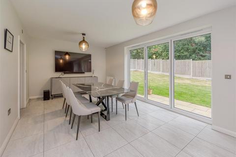 undefined, Peartree Drive, Wombourne, Wolverhampton