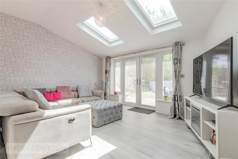 4 bedroom detached house for sale, Sheffield Road, Glossop, Derbyshire, SK13