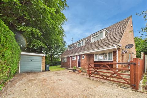 4 bedroom detached house for sale, Holybrook Crescent, Reading, Berkshire, RG30