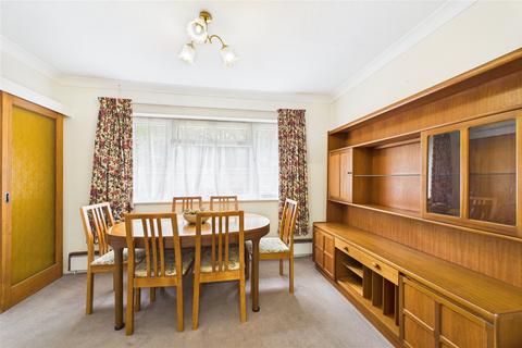 4 bedroom detached house for sale, Holybrook Crescent, Reading, Berkshire, RG30
