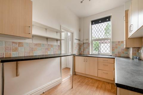 2 bedroom end of terrace house for sale, Scotchman Lane, Morley