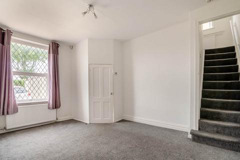 2 bedroom end of terrace house for sale, Scotchman Lane, Morley
