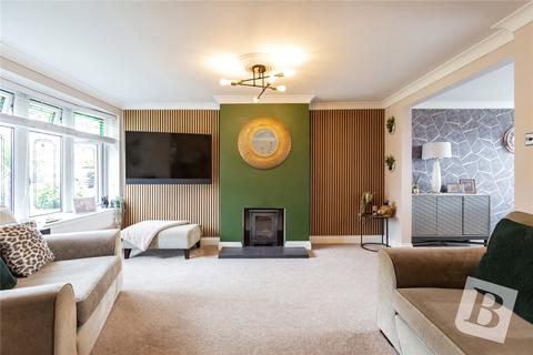 38 Chilham Close, Basildon, SS13 2NL