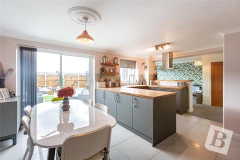 38 Chilham Close, Basildon, SS13 2NL