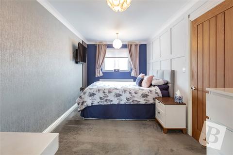 38 Chilham Close, Basildon, SS13 2NL