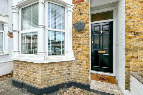342 Central Avenue, Southend-on-sea, SS2 4EG