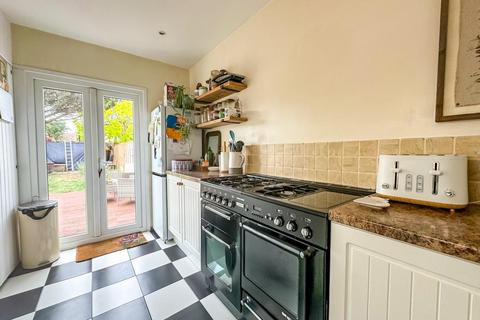 342 Central Avenue, Southend-on-sea, SS2 4EG