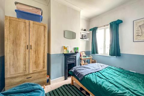 342 Central Avenue, Southend-on-sea, SS2 4EG