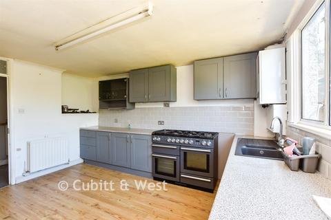 4 bedroom semi-detached house for sale, Thornton Place, Horley, Surrey