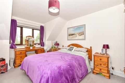 3 bedroom semi-detached house for sale, Hartwood Gardens, Waterlooville PO8