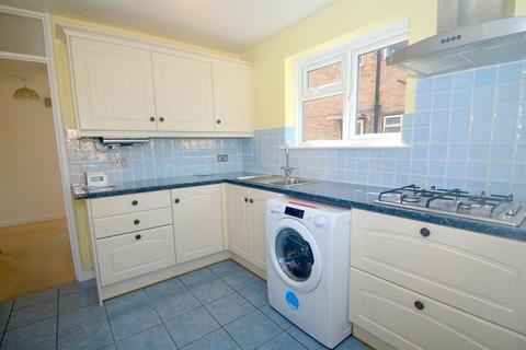 15 Wimborne Close, Epsom, KT17 4DP