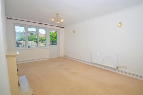 15 Wimborne Close, Epsom, KT17 4DP