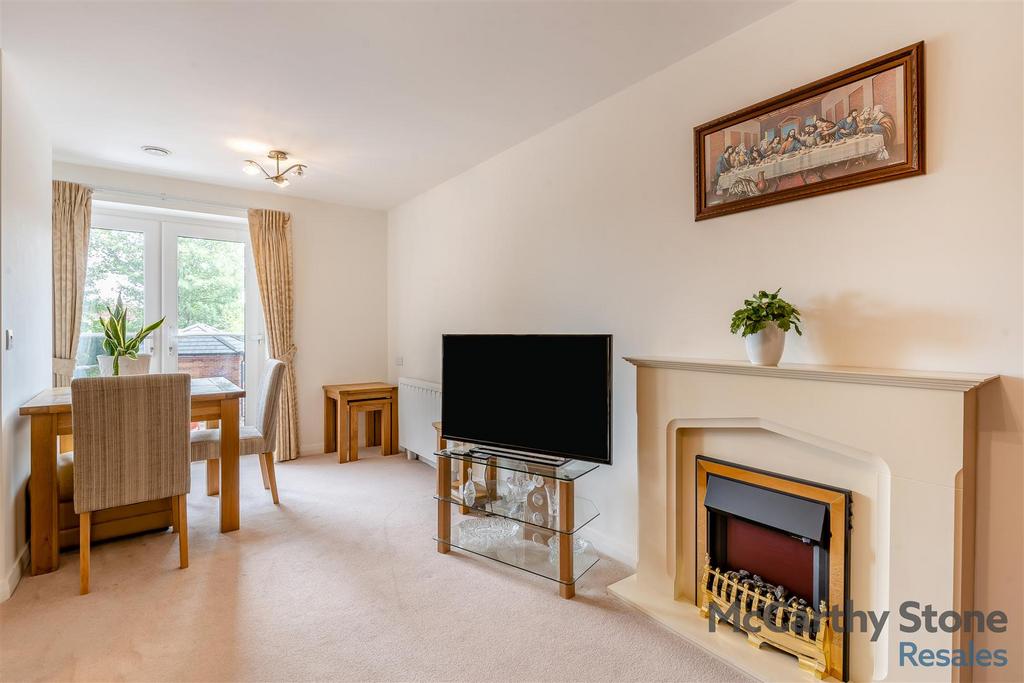 8651001-interior13.jpg