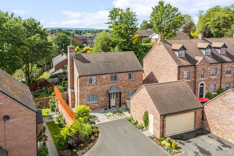 4 bedroom house for sale, Kynaston Place, Ellesmere.