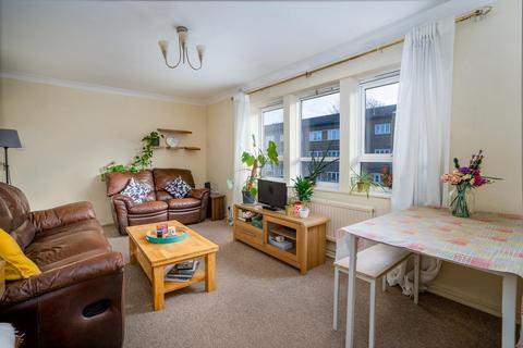 2 bedroom apartment for sale, Queen Margarets Grove, Dalston